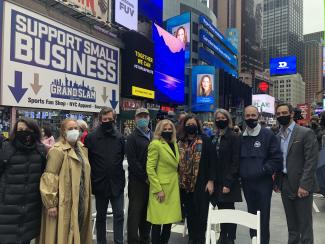 From left, IATSE Local 764 President Patricia White, Manhattan Borough President Gale Brewer, New York Senator Brad Hoylman (D-NY), Actors Equity Association VP Ira Mont, Representative Carolyn Maloney (D-NY), SAG-AFTRA Executive Vice President and New Yo